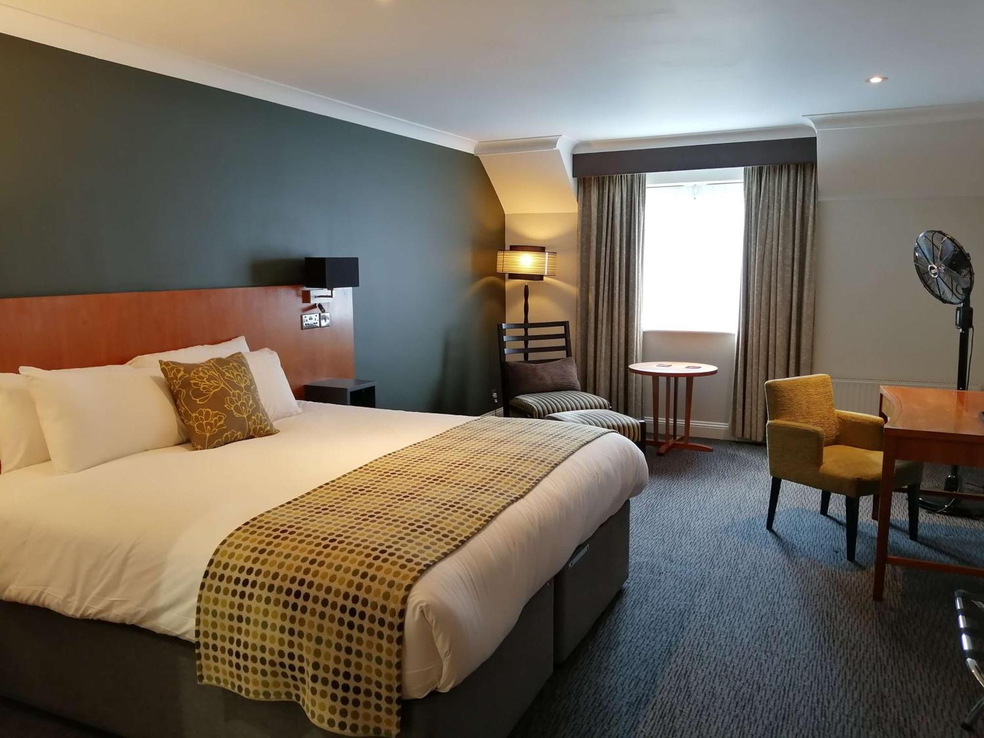 Best Western Plus Angel Hotel Chippenham  Exteriör bild